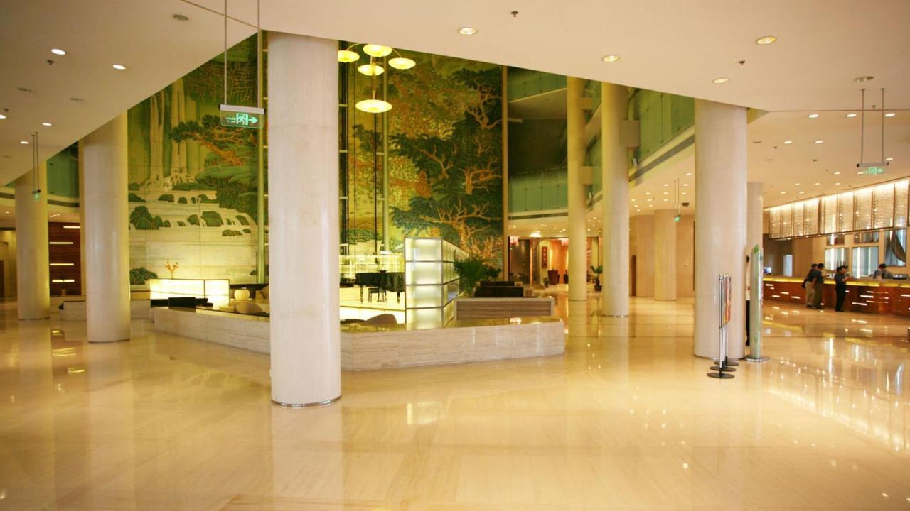 Holiday Inn Binhai Тиендзин Екстериор снимка