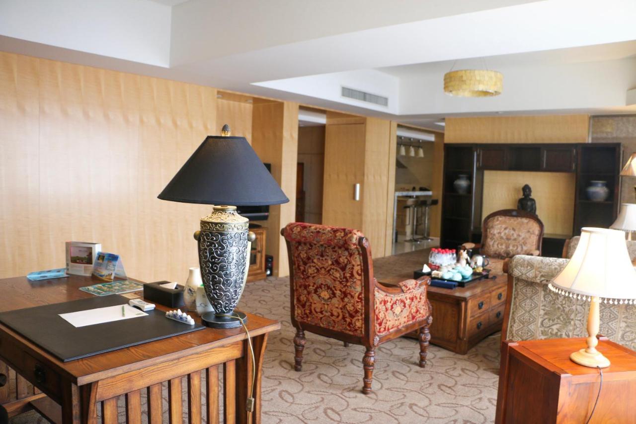 Holiday Inn Binhai Тиендзин Екстериор снимка